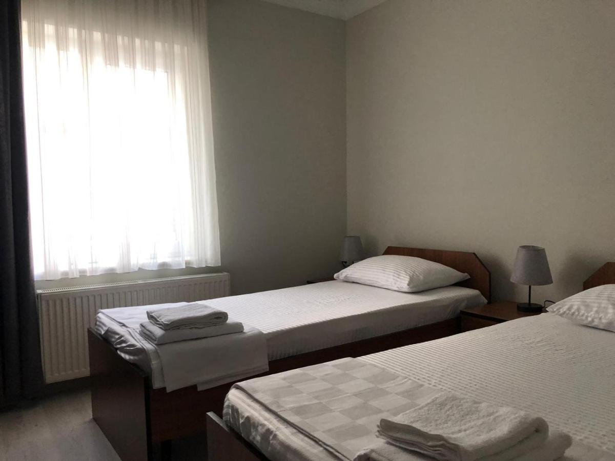 Oezdemir Otel Balikesir Ngoại thất bức ảnh