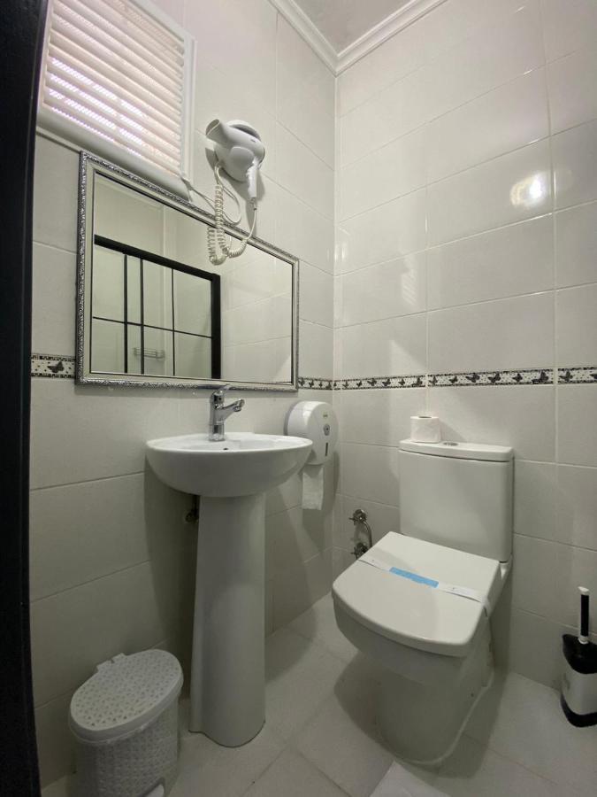 Oezdemir Otel Balikesir Ngoại thất bức ảnh